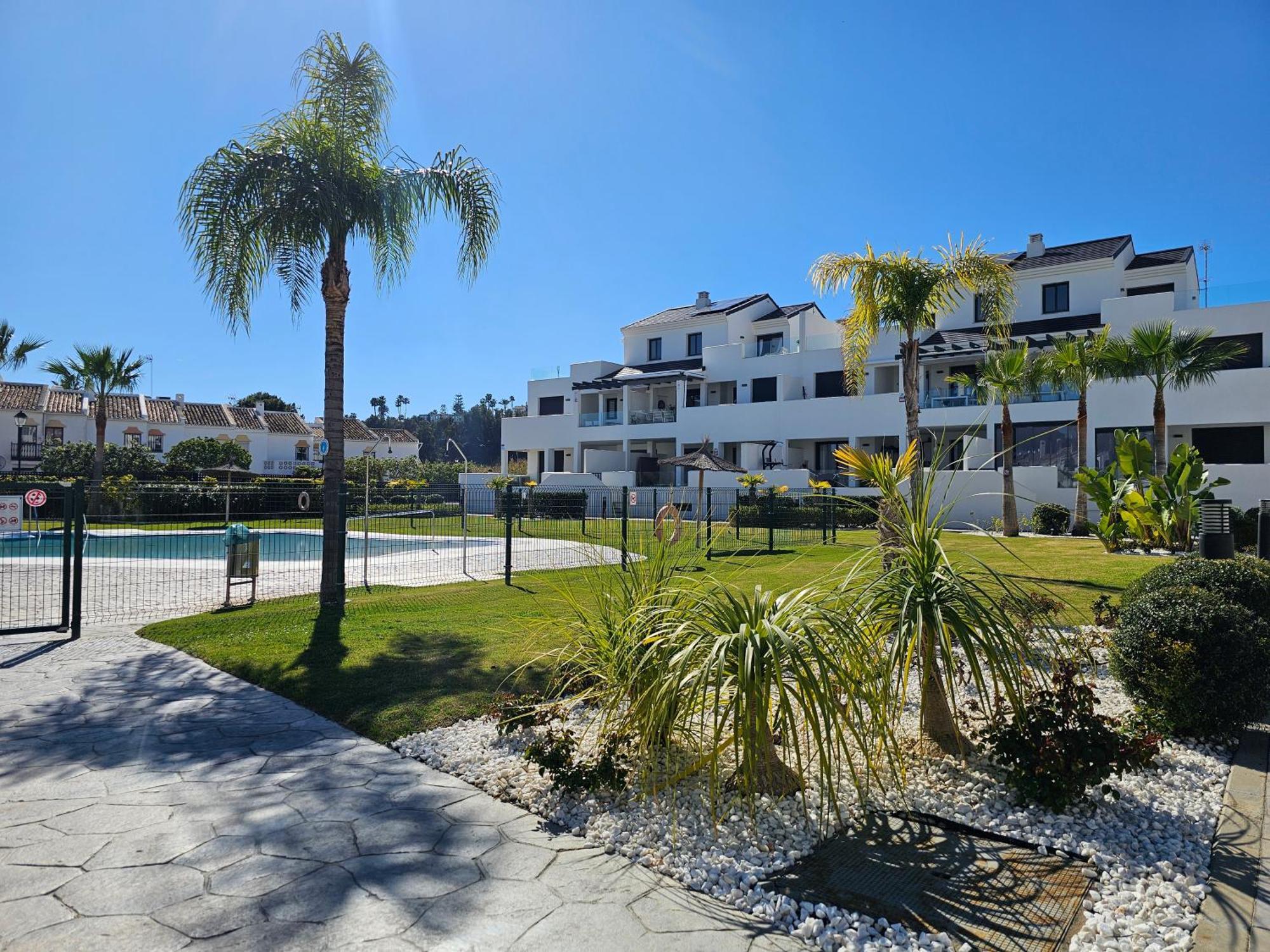 Arroyo Beach Home Estepona Exteriör bild